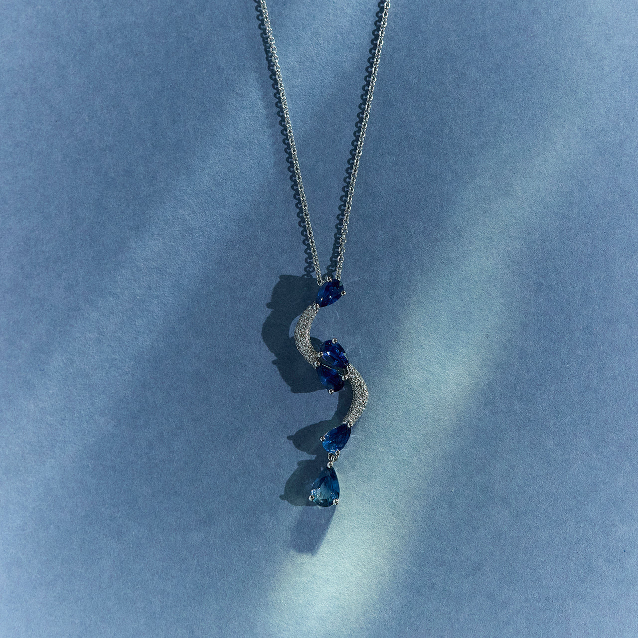 Noa Sapphire Necklace