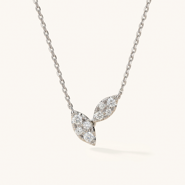 Hoja Diamond Necklace